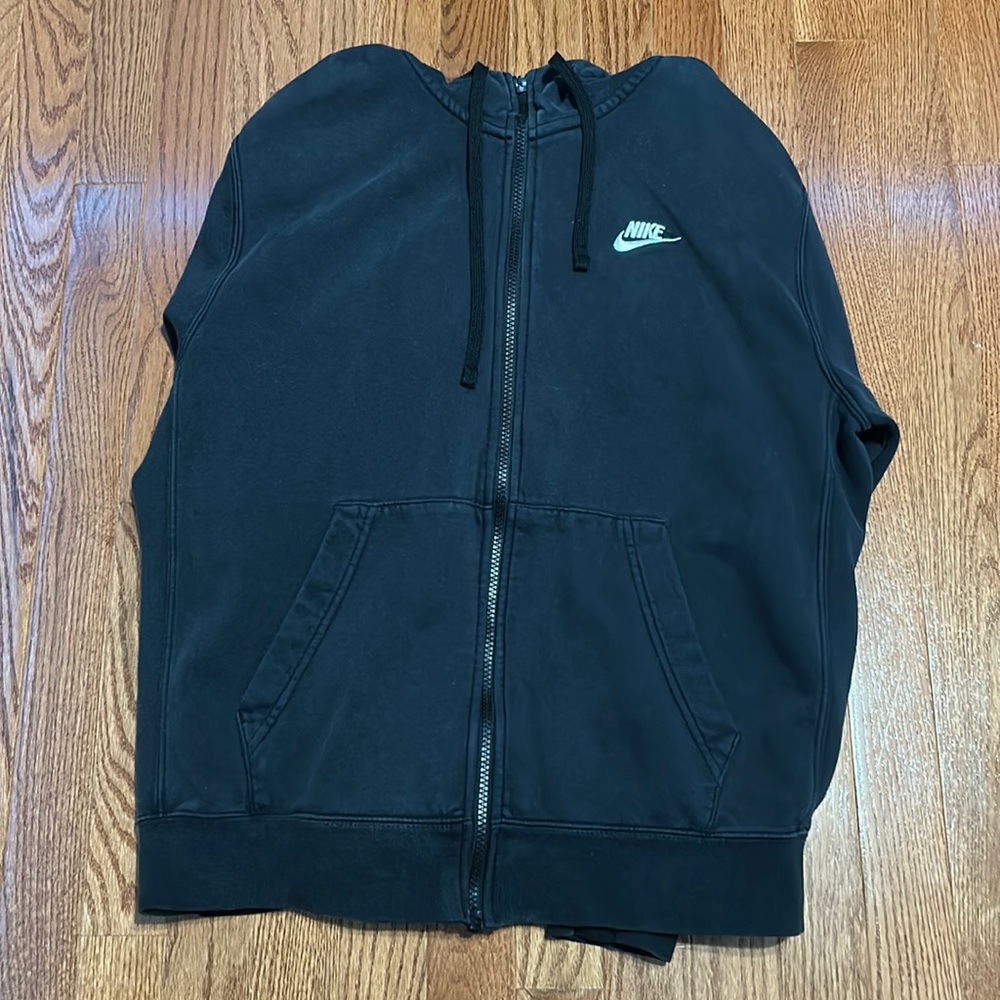 black nike hoodie